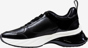 PINKO Låg sneaker 'ARIEL 02 - TUMBLED SS0027P025' i svart: framsida