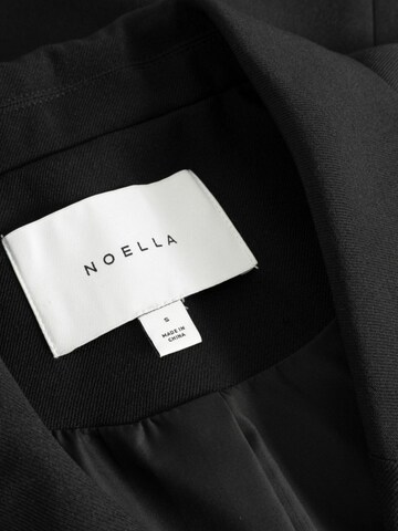 Noella Bleiseri ' N-Leanne Crop Blazer ' värissä musta