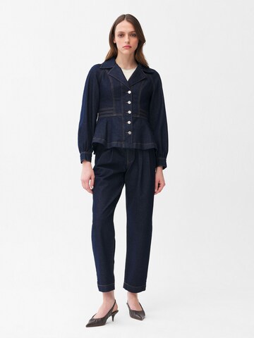 adl Between-Season Jacket in Blue