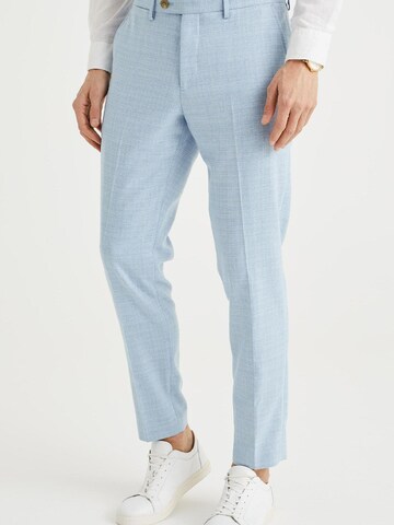 WE Fashion Slim fit Trousers in Blue: front