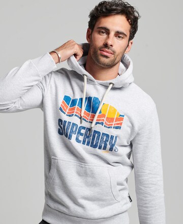 Superdry - Sudadera 'Great Outdoors' en gris: frente