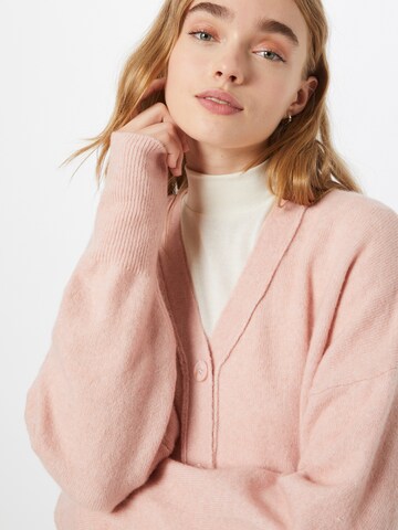 Cardigan 'KIRA' CATWALK JUNKIE en rose