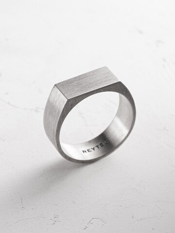 REYTEL Ring 'GRAVIS' in Zilver: voorkant