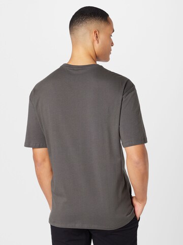 T-Shirt Trendyol en gris