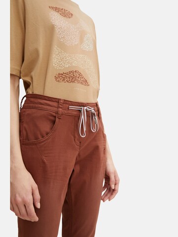 Coupe slim Pantalon TOM TAILOR en marron