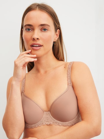 T-shirt Reggiseno 'Natural Comfort Lace' di CALIDA in beige