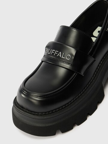 BUFFALO Slipper 'MAVE', värv must