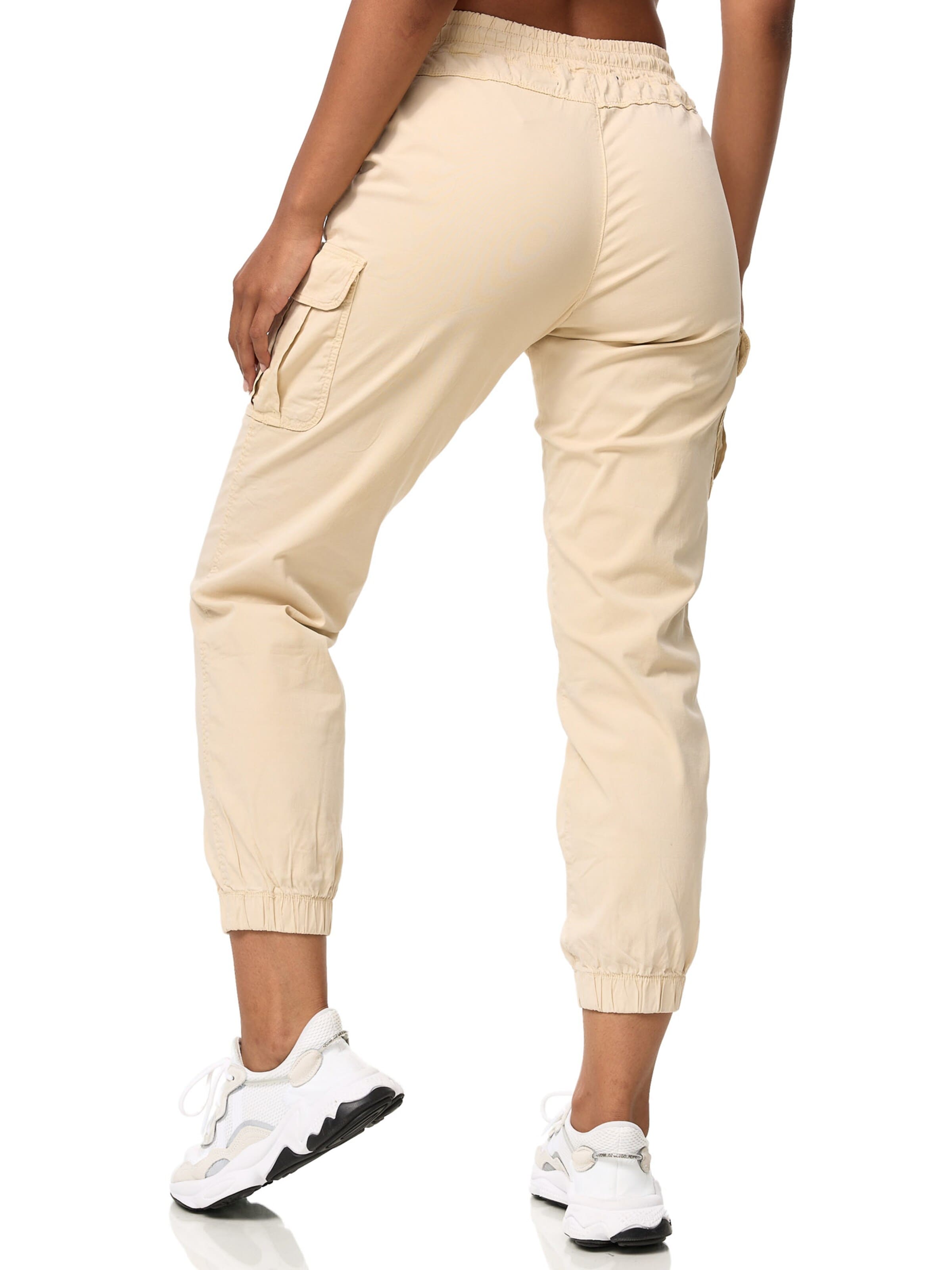 Tazzio Tapered Cargo Pants 'F600' in Beige