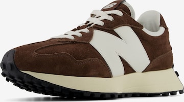 new balance Sneaker '327' in Braun: Vorderseite