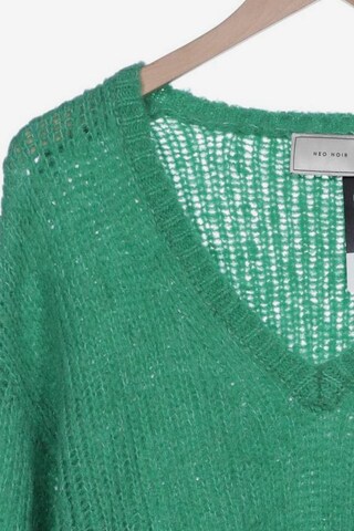 Neo Noir Sweater & Cardigan in S in Green
