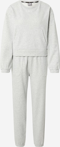 PUMA Sweatsuit in Grey: front