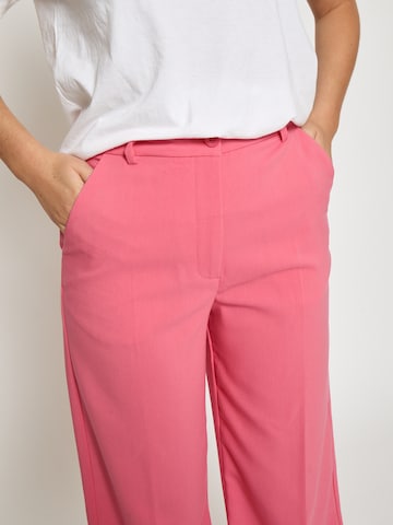 Loosefit Pantalon ' PCGinette Pants ' Peppercorn en rose
