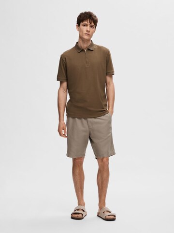 SELECTED HOMME Poloshirt 'FAVE' in Braun
