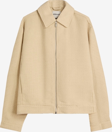 Geacă de primăvară-toamnă de la Bershka pe maro: față