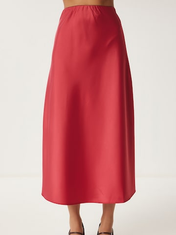 Happiness İstanbul Hame värissä punainen: etupuoli