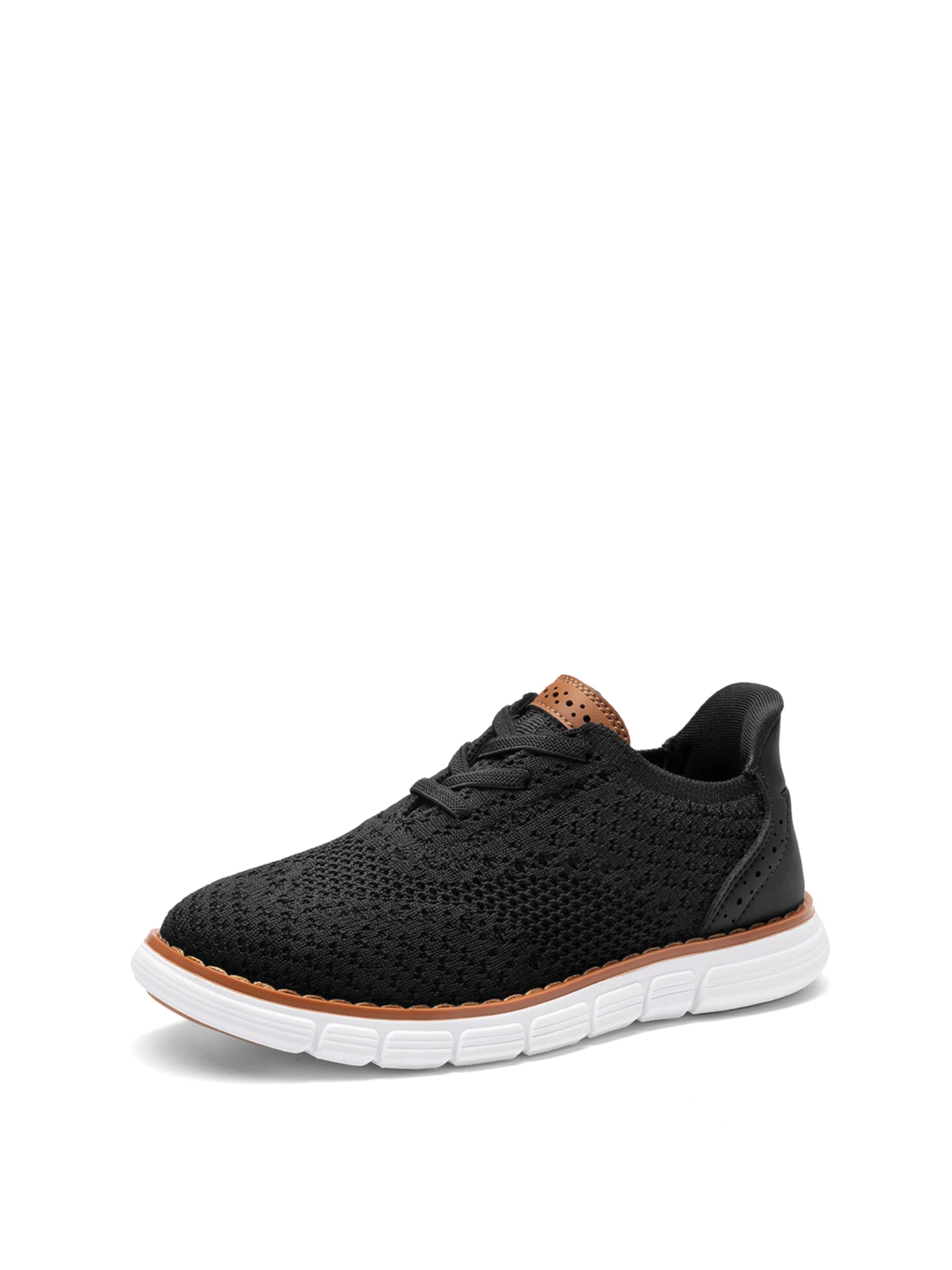 Scarpa bassa di Bruno Marc in nero: frontale