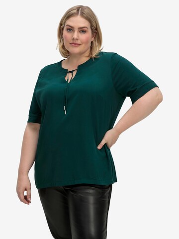 SHEEGO Shirt in Groen: voorkant