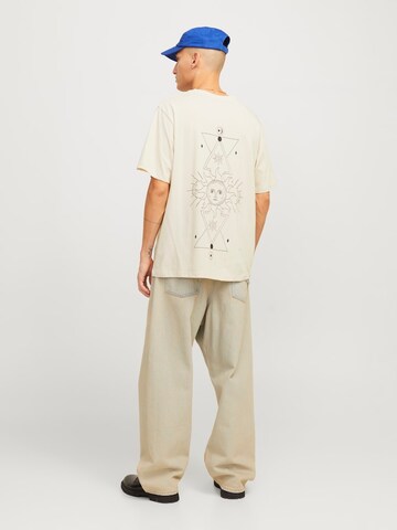 JACK & JONES T-shirt 'JJJACKIE' i beige
