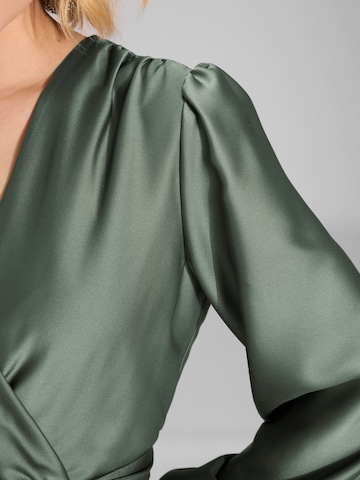 SWING Рокля за коктейл в зелено