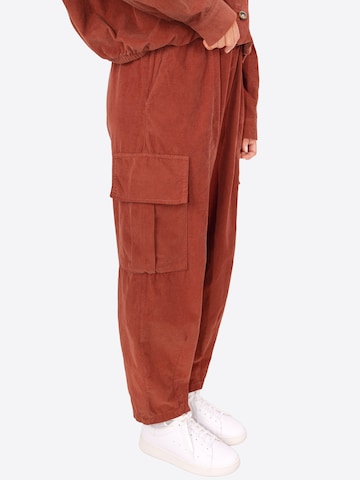 Regular Pantalon cargo ' MADISON ' Seasons of April en orange
