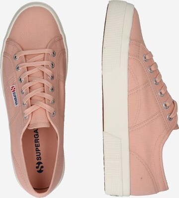 Baskets basses SUPERGA en rose