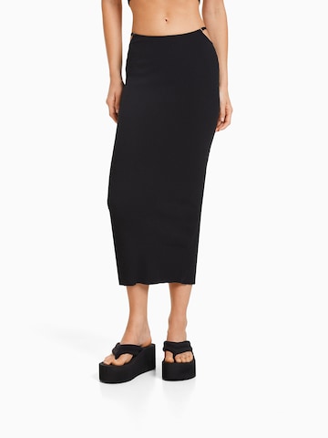 Bershka Skirt in Black: front