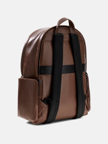 GUESS Rucksack 'Boston' in Braun