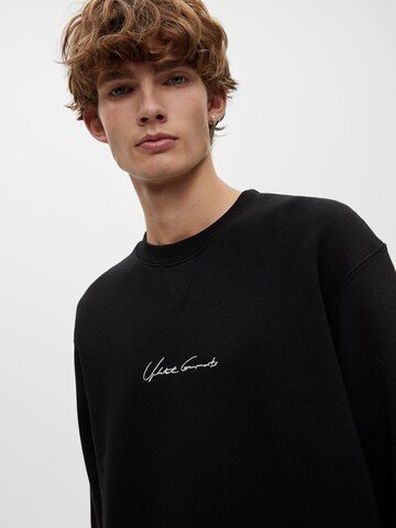 Pull&Bear Sweatshirt in Schwarz