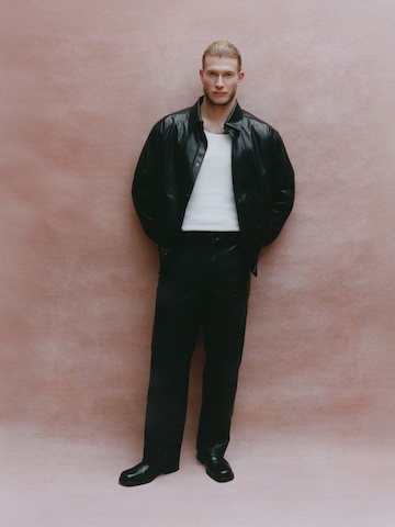 KARIA by Loris Karius Φθινοπωρινό και ανοιξιάτικο μπουφάν σε μαύρο