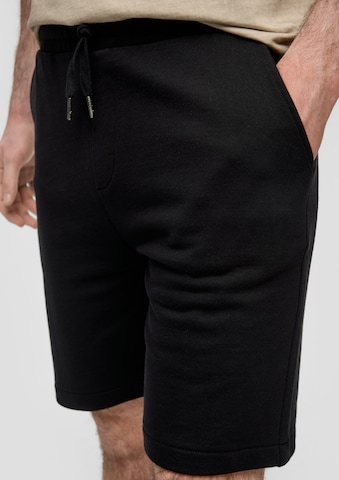 Regular Pantalon QS en noir