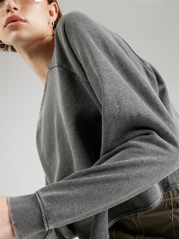 Monki Shirt 'Mia' in Grey