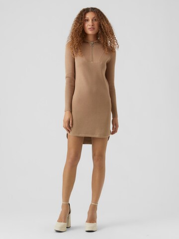 VERO MODA Gebreide jurk 'HERMOSA' in Beige