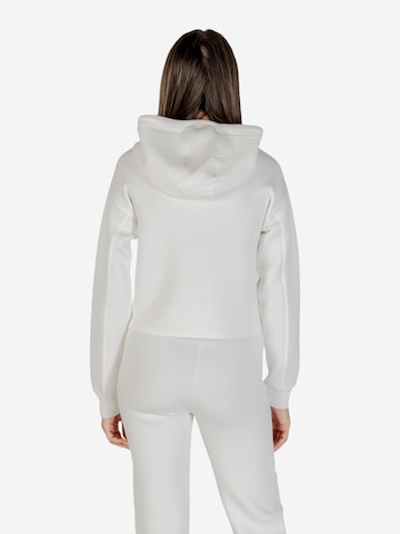 GUESS - Sudadera 'NEW ALISA HOODED V2YQ08 K7UW2' en beige