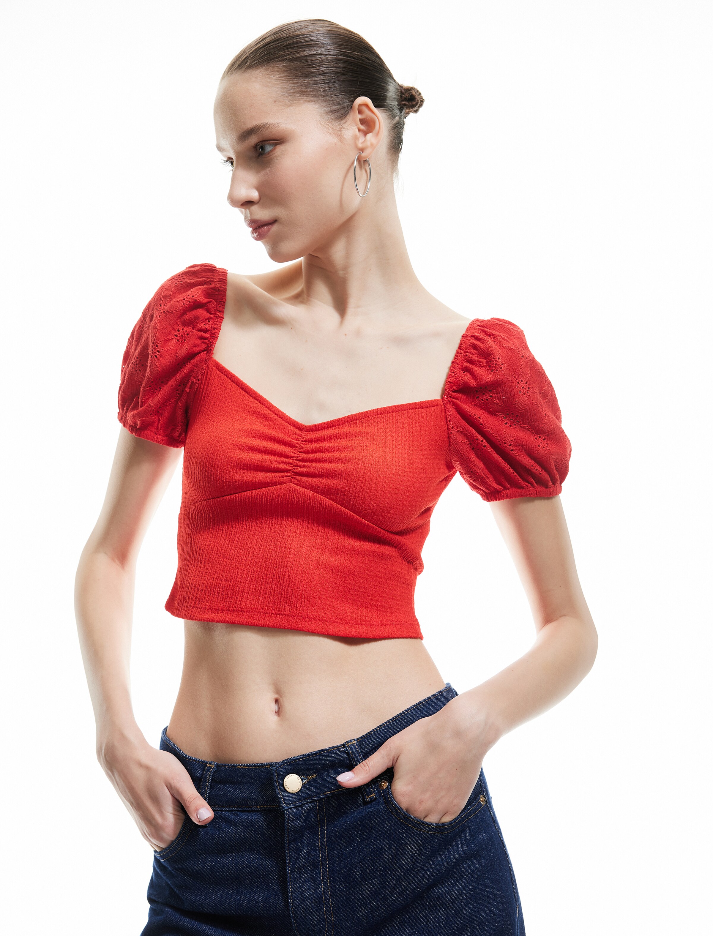 Koton Shirt in Red: front