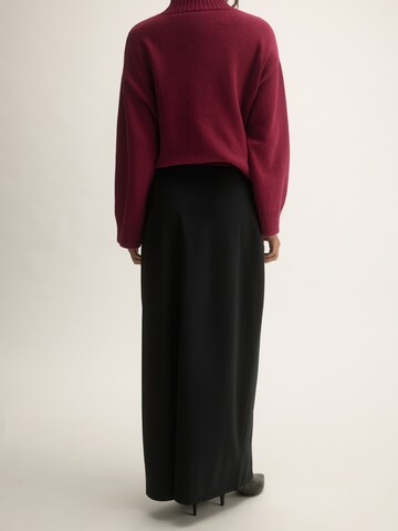 KAVAZI Skirt in Black
