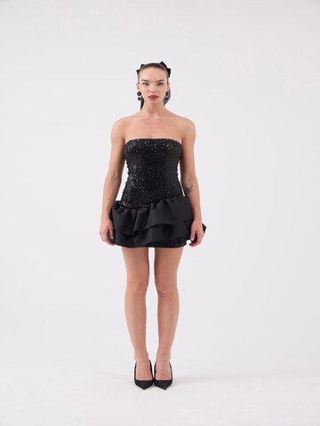 HOLLY LOLLY Sheath Dress in Black