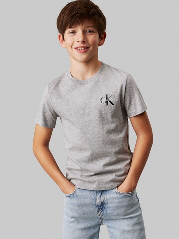 Calvin Klein Jeans T-Shirt in Grau