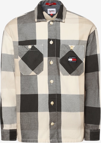 Tommy Jeans Comfort fit Button Up Shirt in Beige: front
