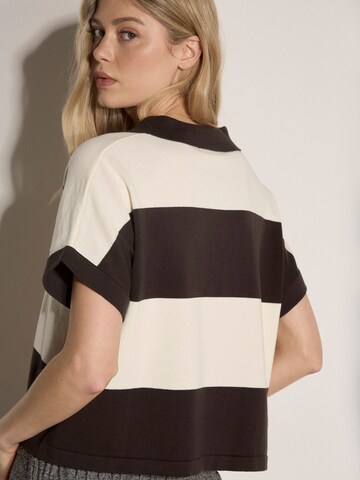 T-shirt ' ' Apricot en gris