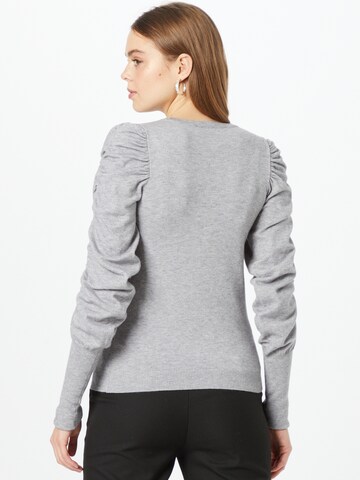 Pull-over Dorothy Perkins en gris