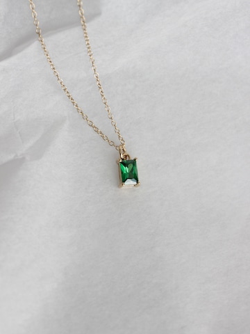 Kamiko Necklace 'GREEN PETITE' in Gold