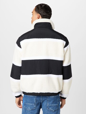 Tommy Jeans Kurtka przejściowa w kolorze czarny
