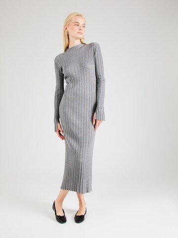 Abito in maglia 'Medina' di Esmé Studios in grigio: frontale