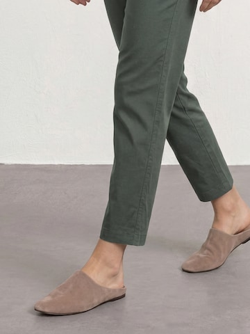STREET ONE Slim fit Chino Pants in Green