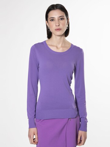 Influencer Sweater in Purple: front