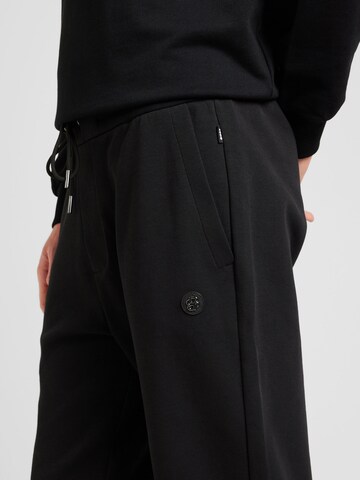 BOSS Конический (Tapered) Штаны 'Locsin' в Черный