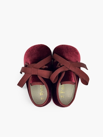 Chaussure basse Pisamonas en rouge