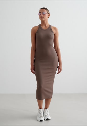 Aim'n Sportkleid in Braun