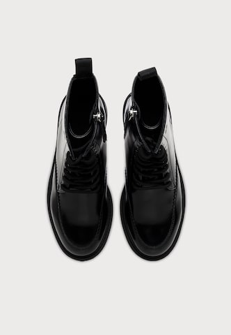 Bottines à lacets 'Angey' HUGO en noir : au dessus