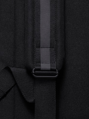 Ucon Acrobatics Backpack 'Jasper Medium Aloe' in Green